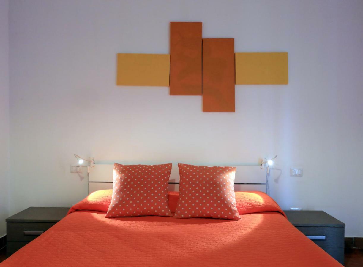 Primo Piano Guesthouse - Bari Policlinico Екстер'єр фото
